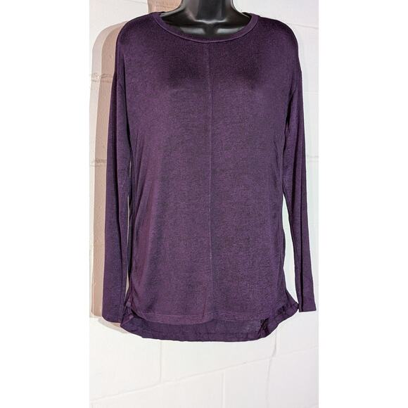 Daisy Fuentes Long Sleeve Tunic Top Basic Shirt Lightweight Sweater Medium - Picture 1 of 5